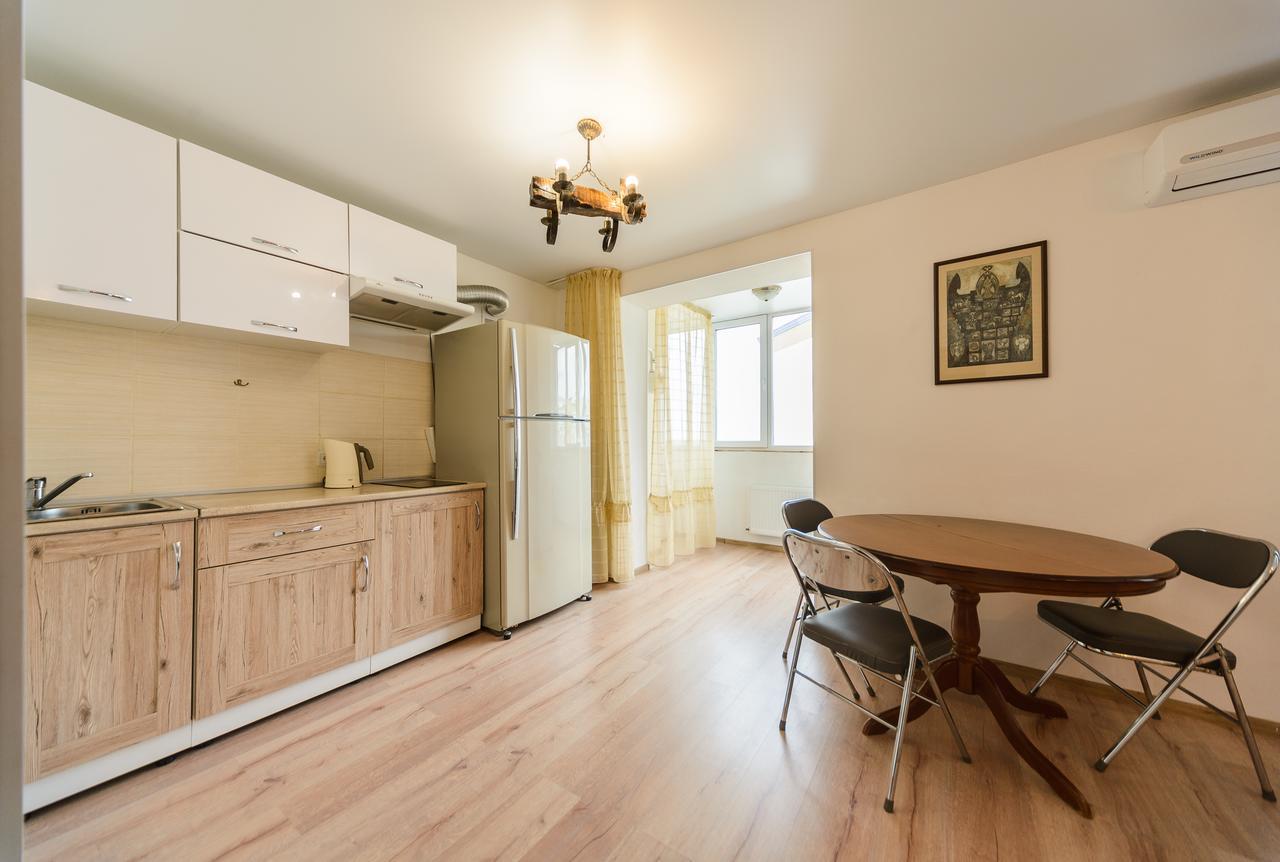 New Appartment Near Kyiv Airport Ngoại thất bức ảnh